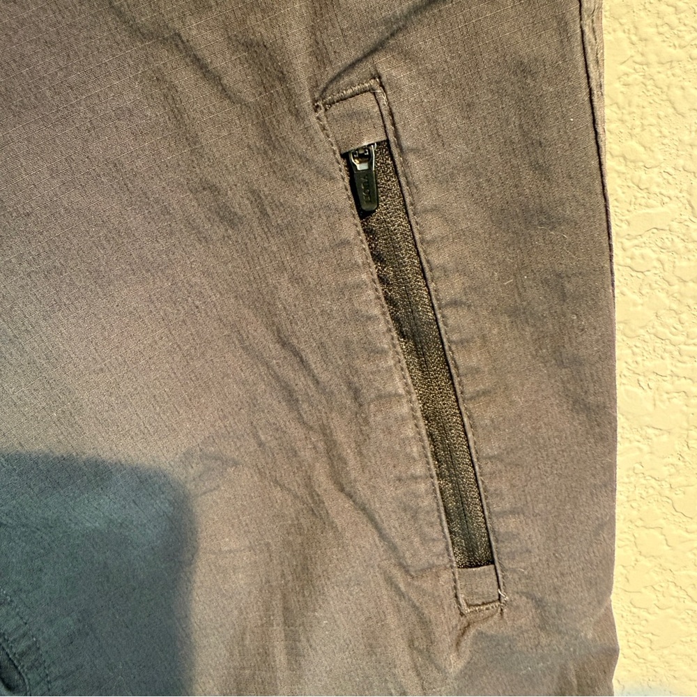 Vuori Rip Stop Hiking or Casual Pants - Picture 2 of 7
